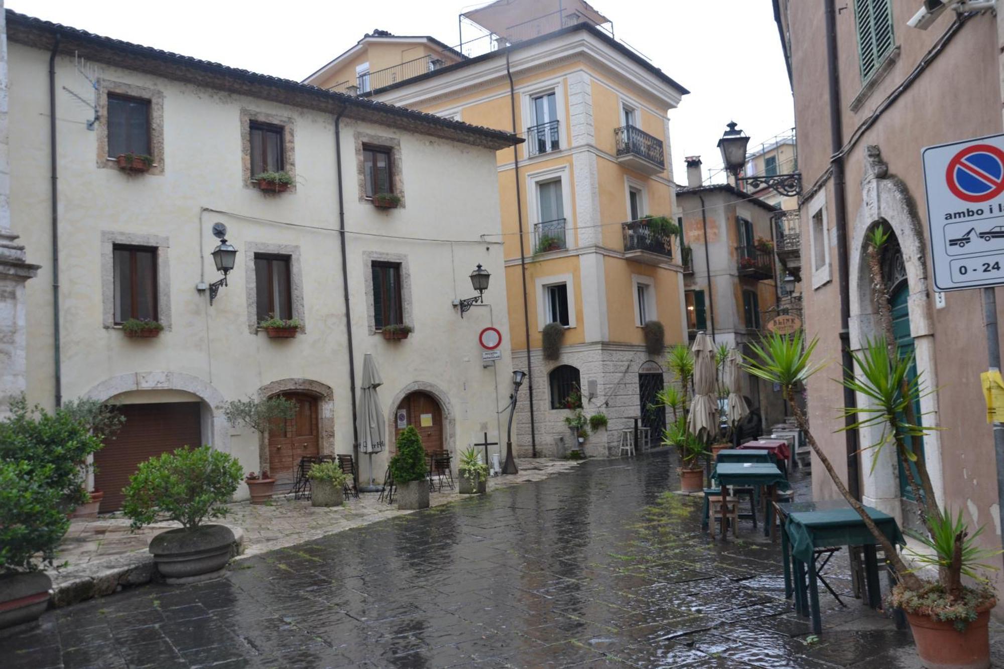 Casa Edera Apartment Isola di Liri ภายนอก รูปภาพ